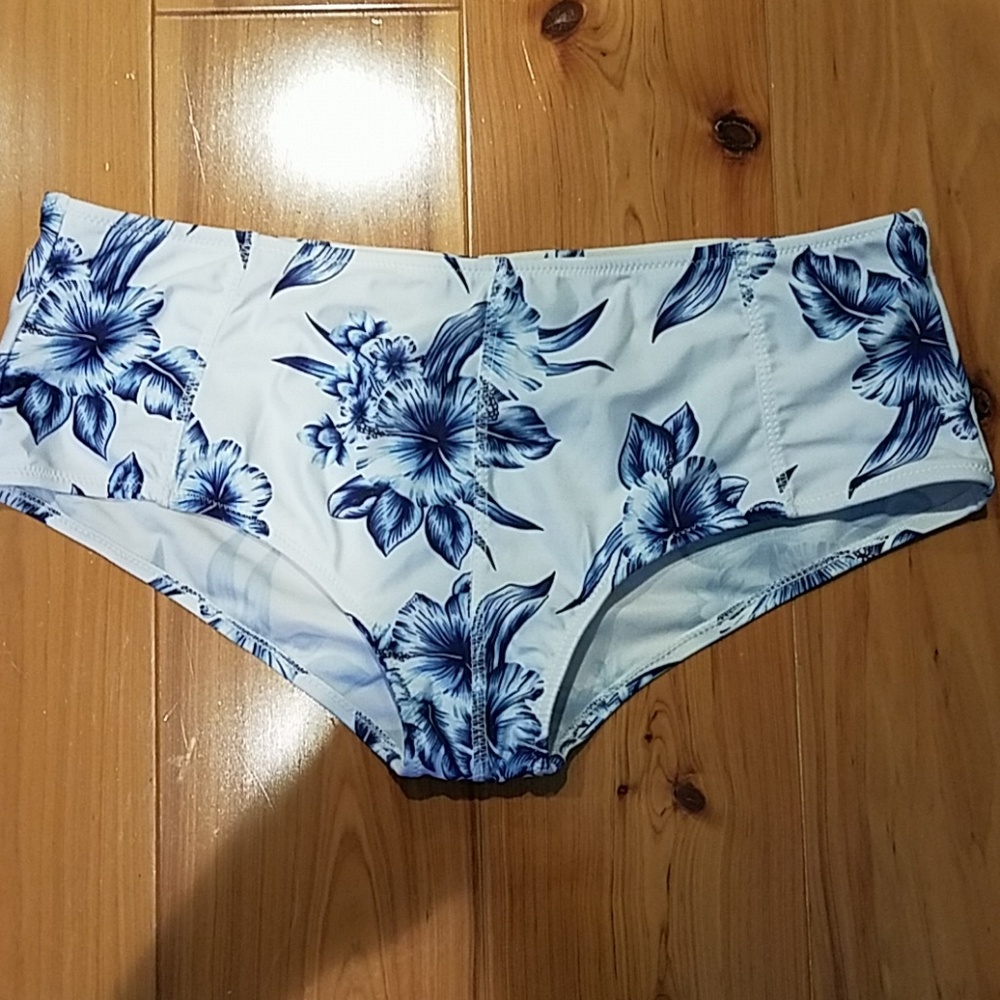 Bikini bottom NWOT